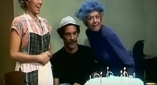 PooperSeu's tweet photo. hoje é meu aniversário https://t.co/Q5CRU89yUk