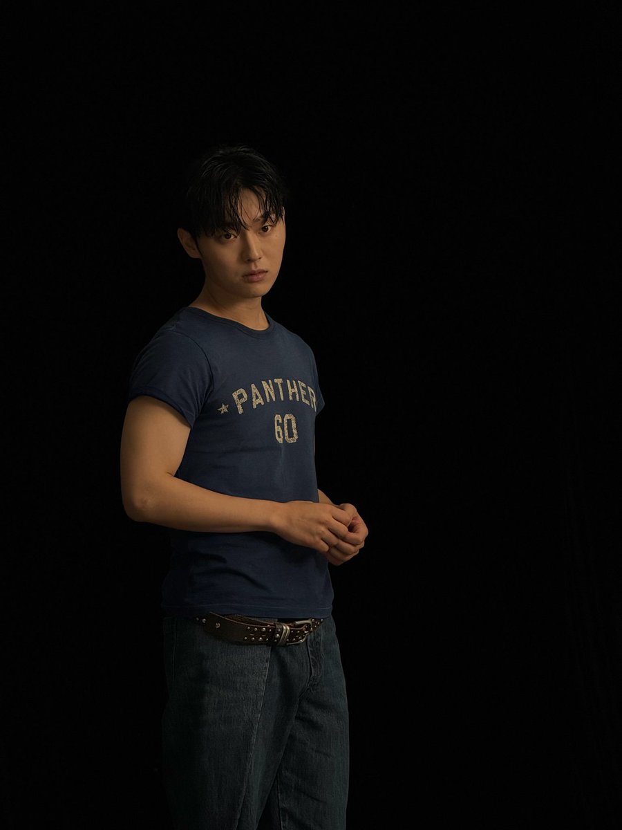 cosmicshse's tweet photo. yup that's lee kang https://t.co/jOVSwyJSrJ