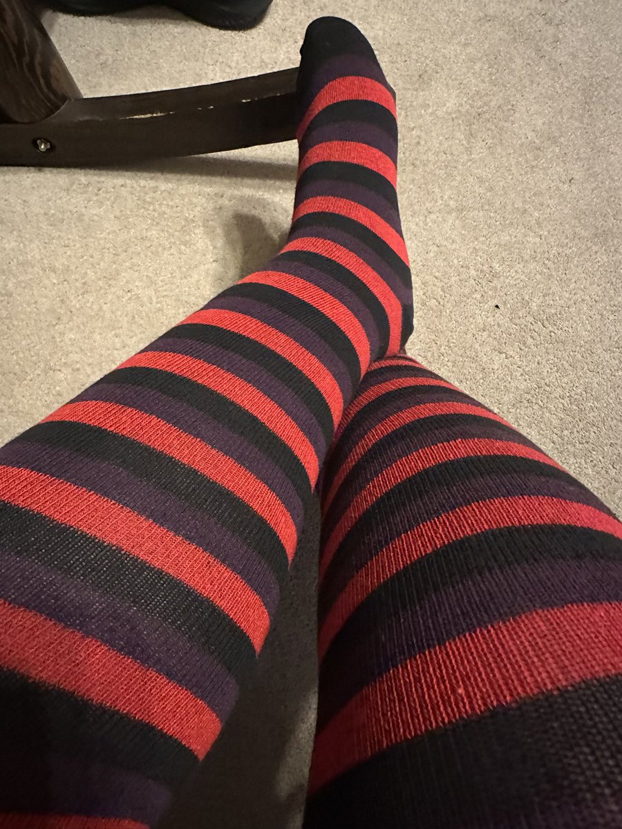 Jo_WithThe_Flow's tweet photo. I don’t know how long it’s been but i finally got some new socks!!! Just wanted to share them here! I absolutely love the colors https://t.co/JFQeke5slG