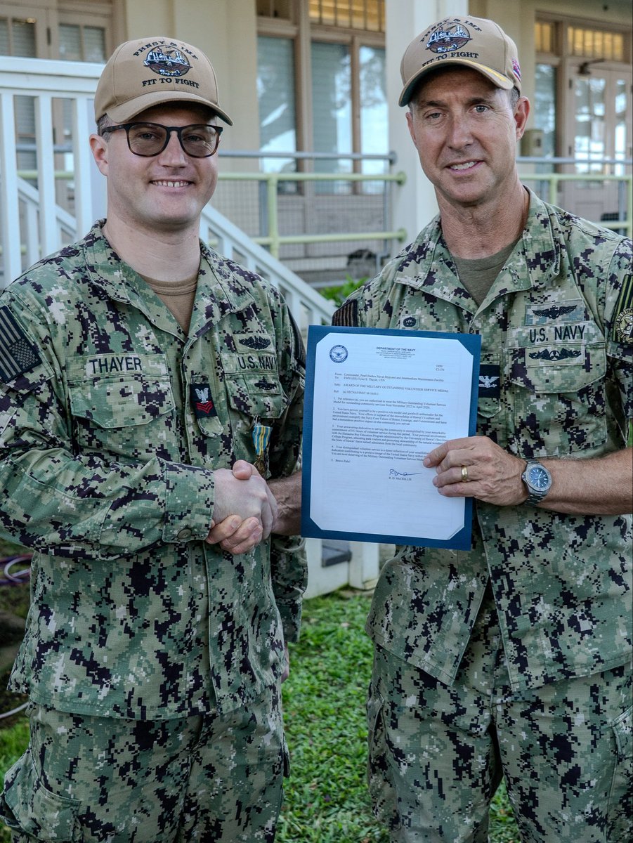 PHNSYIMF's tweet photo. Highlighting our shipyard Sailors! 👏
Last week, Shipyard CO Capt. McCrillis presented awards to 2 #PHNSYIMF during an All Hands Call. You are the lifeblood of our @USNavy. Thank you for your continued teamwork & daily dedication to the mission. We keep the fleet #FitToFight! https://t.co/yjThjTplrV