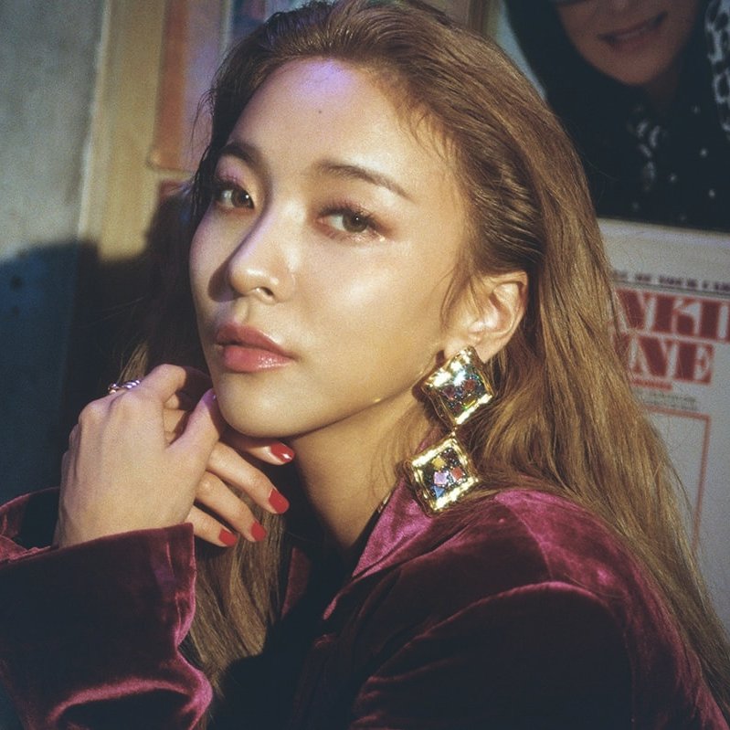 pannatic's tweet photo. Luna opens up about her past battle with panic disorder and depression

"I played character who took her own life. After that, I was diagnosed with depression and panic disorder ... It manifested as physical symptoms. I would feel pain on my legs, as if they were being stabbed with knives"

🔗https://t.co/zhR5B2UkUq