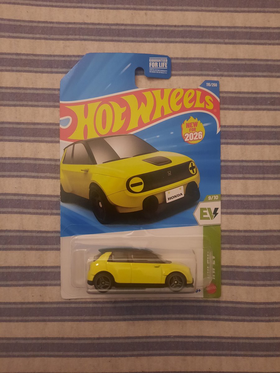 FernandoCGaming's tweet photo. Today, I got Hot Wheels 2026 E Case cars with Custom 2020 Honda E and Custom '66 Oldsmobile Toronado. Next car is the 2026 F Case with 2024 Aston Martin Vantage GT3 later next month. Happy Hunting! https://t.co/H7EULmISq1