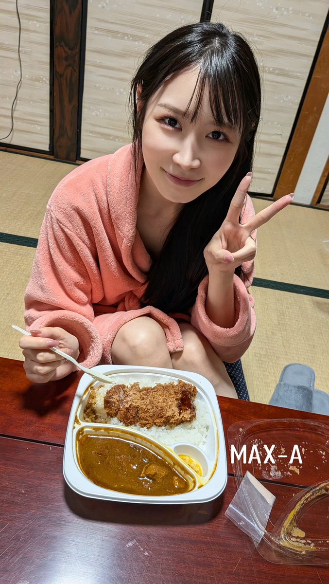 max_30th's tweet photo. MAX-Aは密かに･･･TikTokもやってます❤️
そこでパッケージ撮影の裏側や #YouTube の紹介など密かに🆙してます😍ｗ

#朝妃りお チャンのパッケージ風景も🆙
いいね👍待ってます😋
▶ https://t.co/kVvZIbo3IX 

---作品はコチラからチェック▼---
https://t.co/KGK9zawfXy

@RioAsahi 
#maxa https://t.co/DX7V6bQaeW