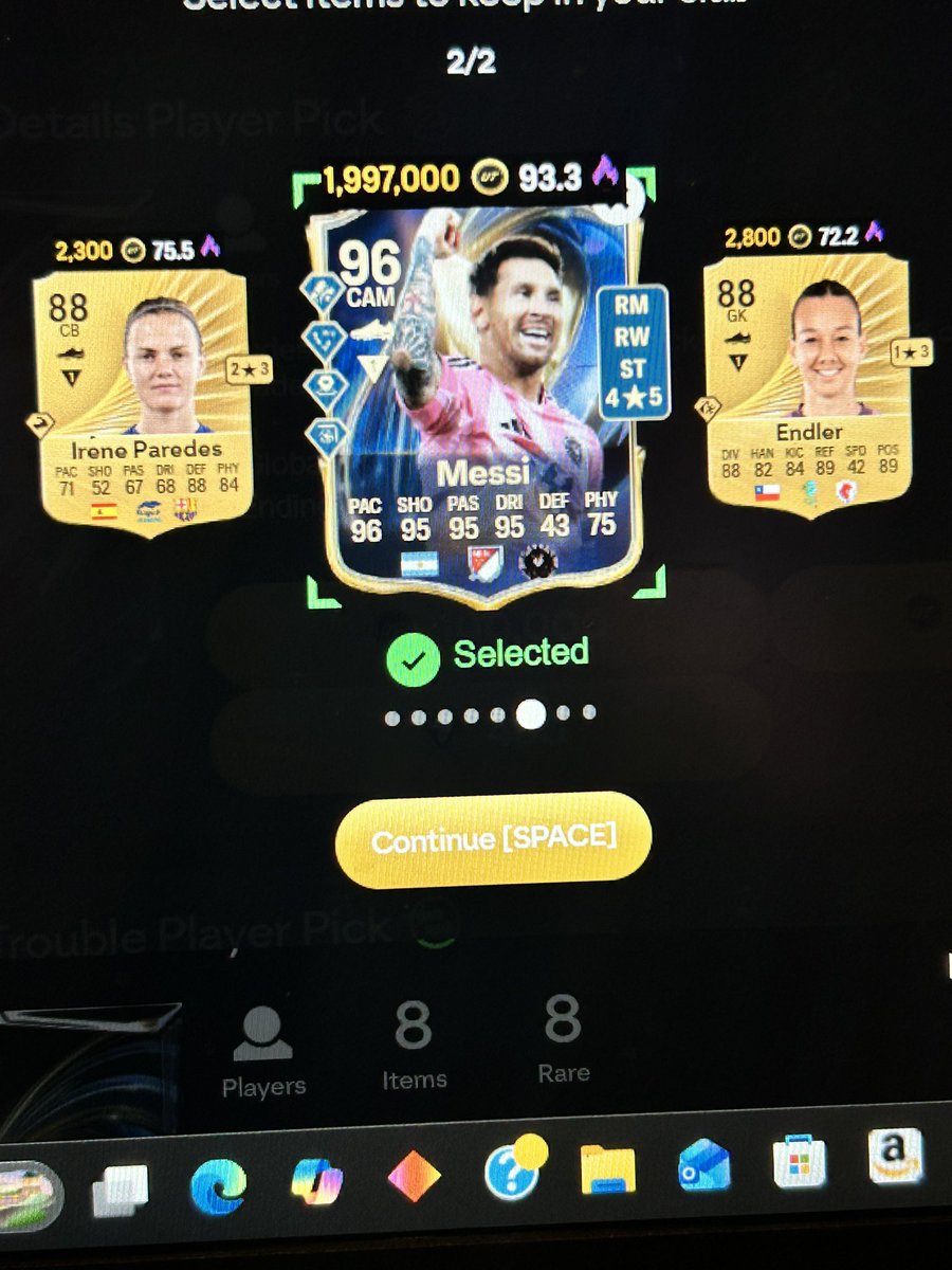 2TheSwoosh's tweet photo. Ultimate #TOTS coming to an end with a Messi. 175k well spent ✅ #EAFC #FC26 #FUT #FUT26 https://t.co/RVblJ1zRG3