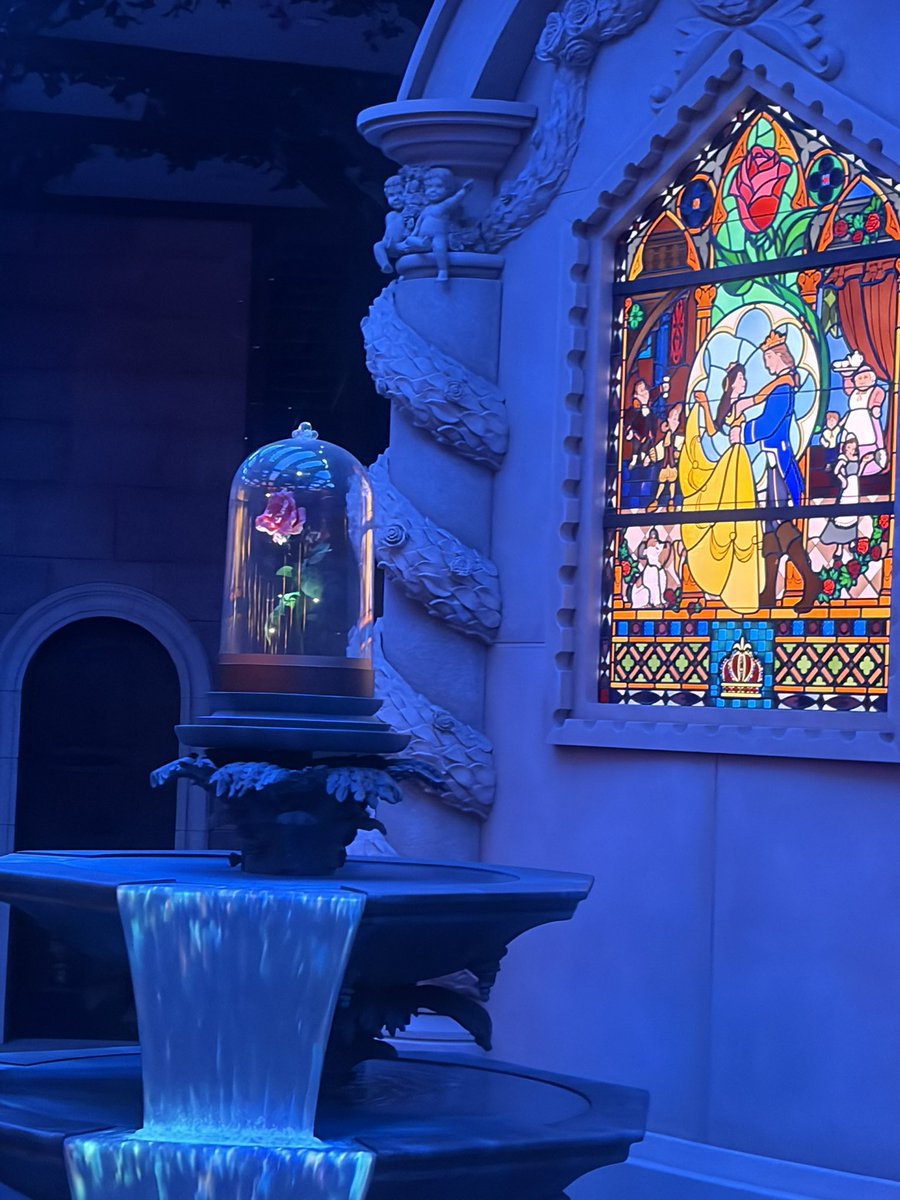 𝓝𝓸𝓷 🏰5/16.19.20.23.24.25.26.29.30 tweet media