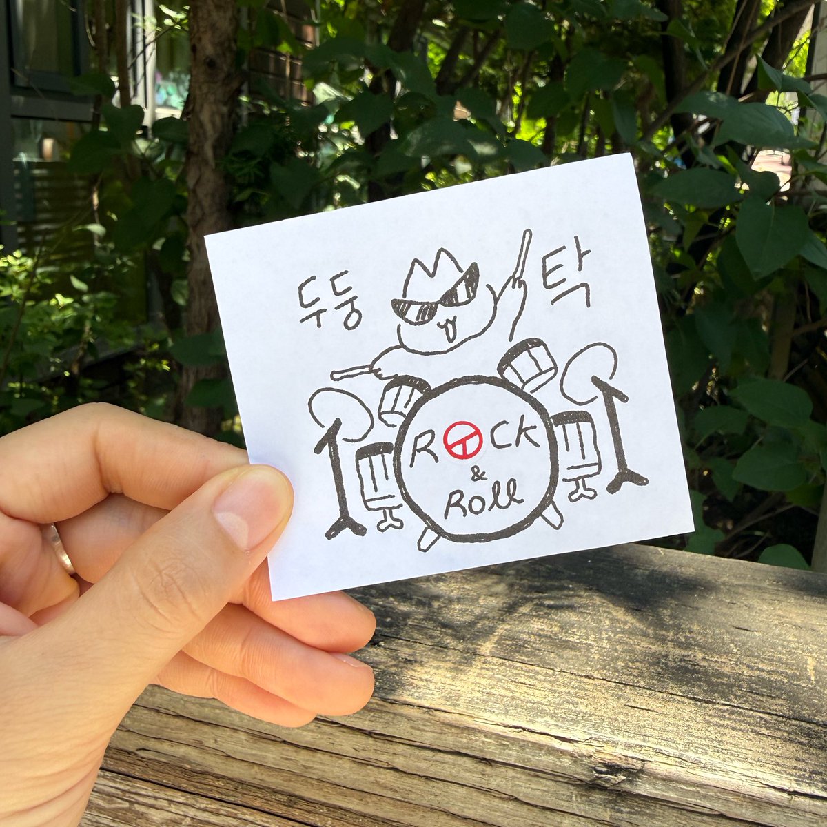 mhom_ent's tweet photo. 사전투표 완료했습니다~!
무려 투표 용지만 7장(!!) https://t.co/8OvBEIz3Kh