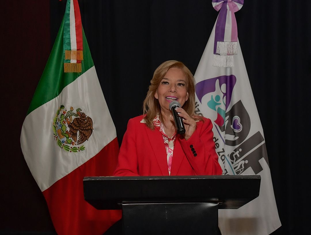 NDP_Noticias's tweet photo. 🌟 ¡Atizapán premia a sus escuelas! 🌟
17 instituciones fueron reconocidas por proyectos de inclusión, salud, medio ambiente y participación social 🙌🌱
Conoce más ⬇️
https://t.co/09x24kYUAq
#EscuelasQueTransforman @Pedro_RVillegas @patarevalo #OrgulloComunitario https://t.co/DP8FZ3qBih