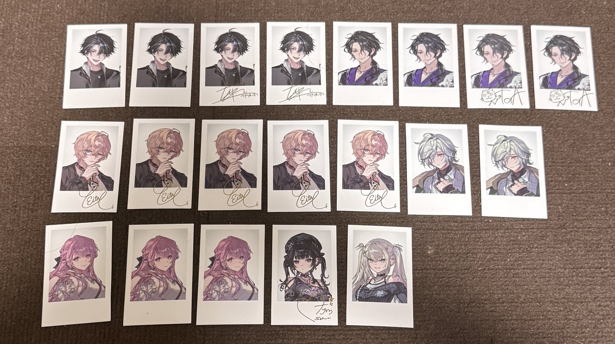 ででたけど1枚だし、サイン入ってない〜(´；ω；｀) #Rei7b