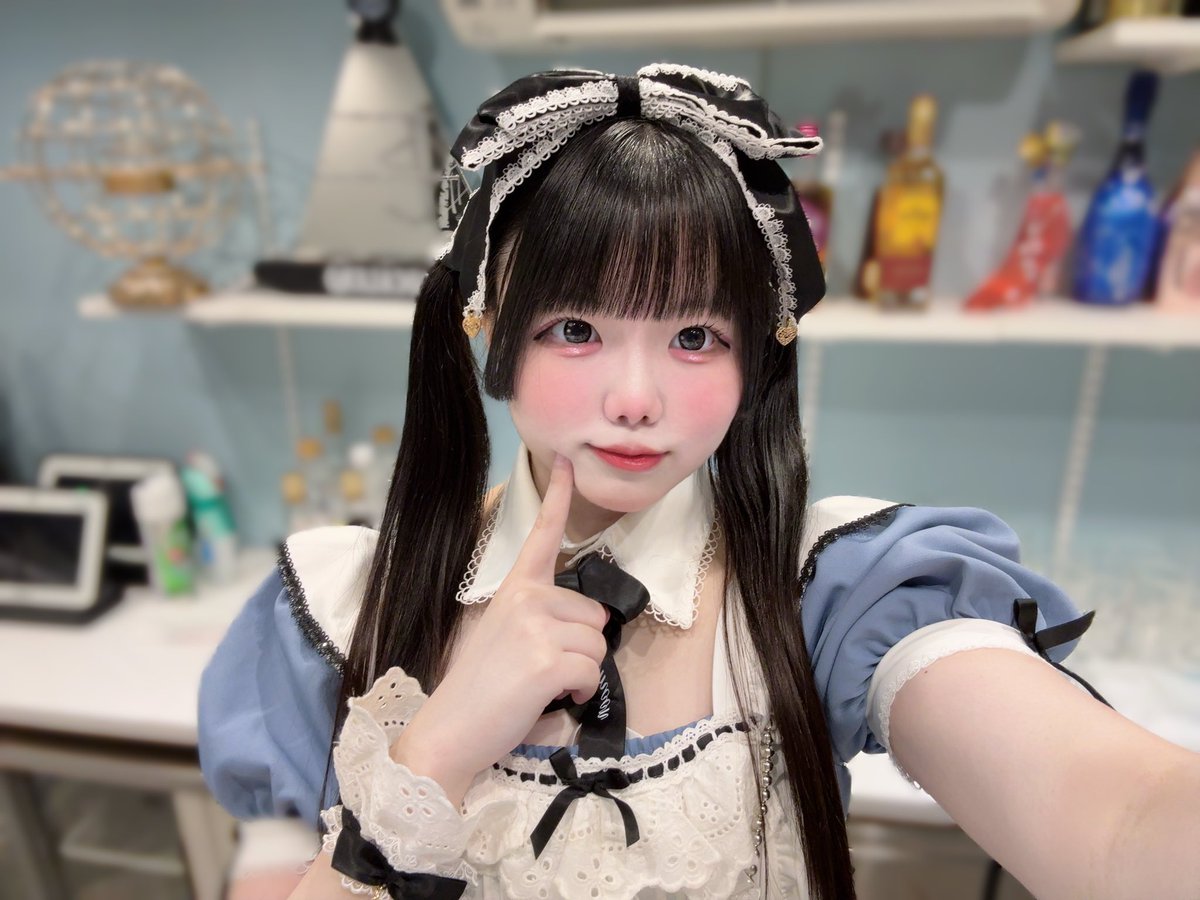 うた tweet media