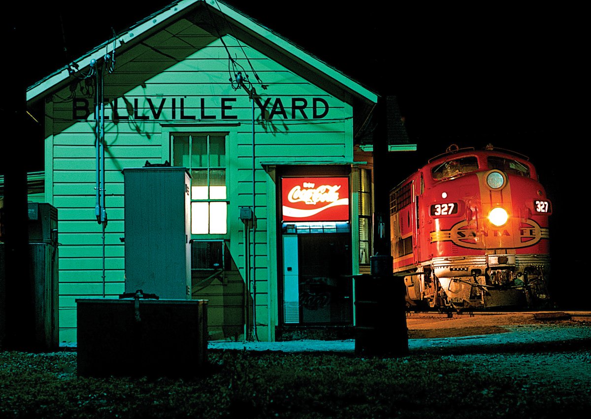 RailroadRaccoon's tweet photo. My personal favorite train photos: https://t.co/ymXXrcpdQ0