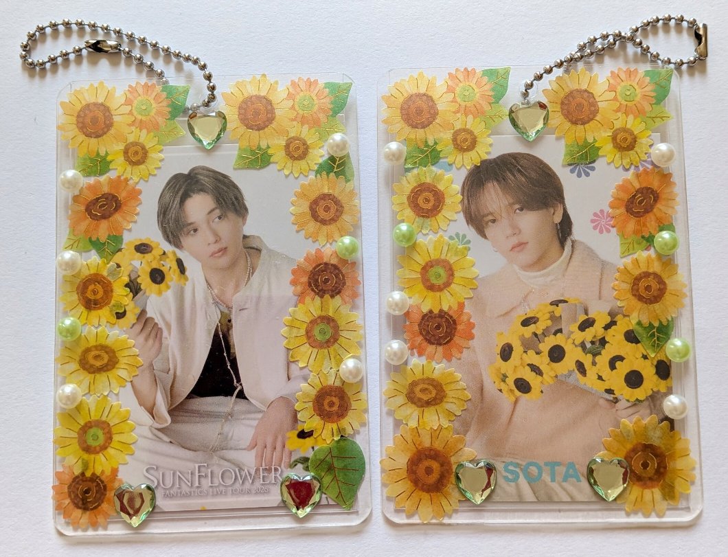 FANTAROさんて器用な方が多くてスゴイんだけど、私🌻シール貼るしか
