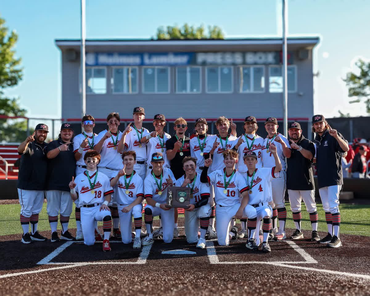 JackRange13's tweet photo. Walk off in the district championship game! Headed to Regionals! https://t.co/9jyLhQNlv0