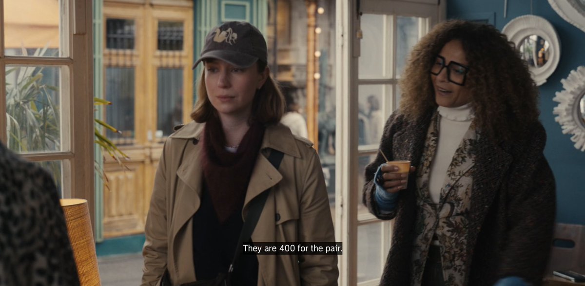 anemvas's tweet photo. she shouldve gotten those salt and pepper shakers man i feel so bad. i really do hope they went back for them https://t.co/2e75rMIiwz