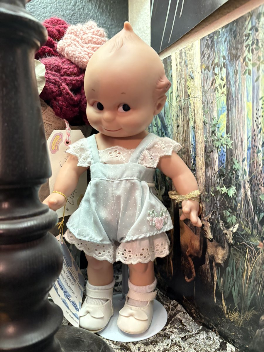 tbh_youbite's tweet photo. @egonkula Here’s a photo of my own Kewpie that I got at an antique store!! https://t.co/GyqDqchz7E