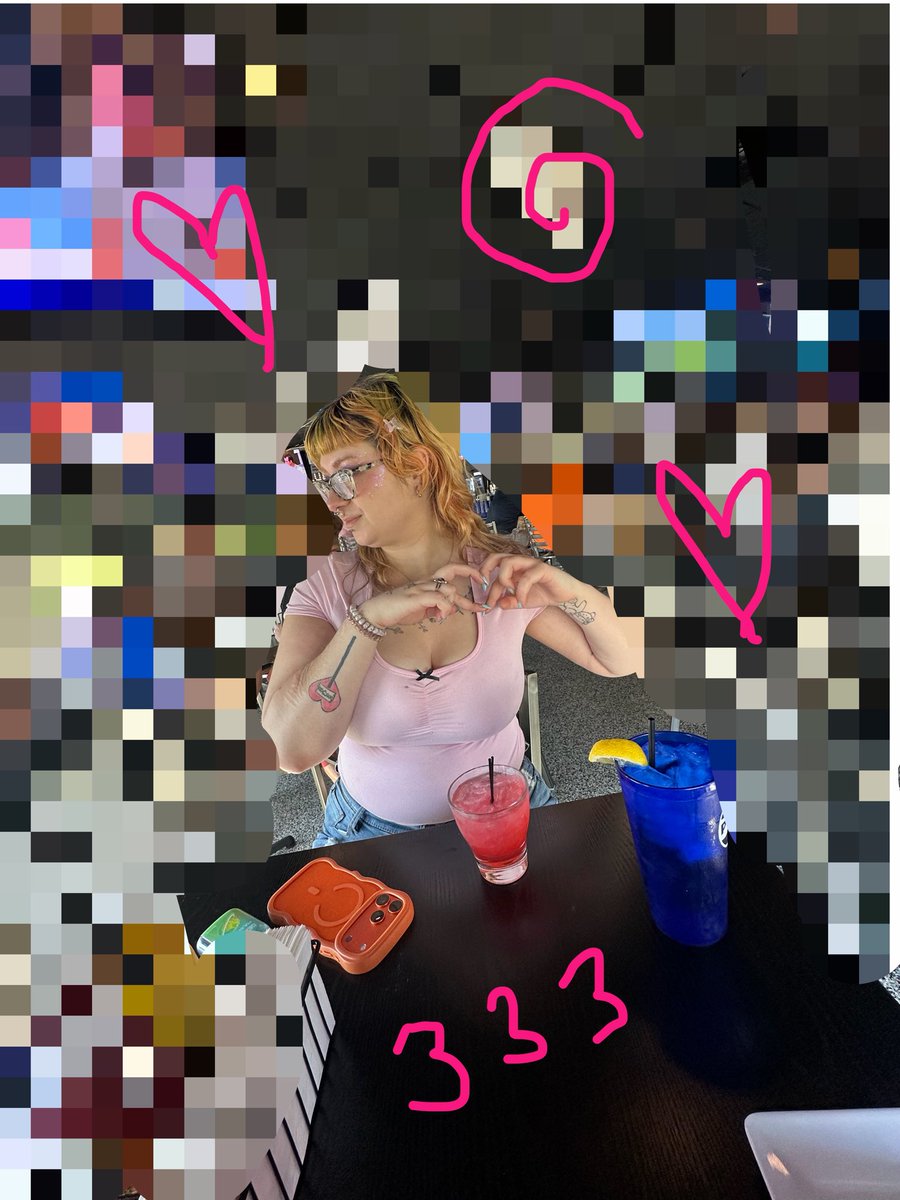 luvrg1rl333's tweet photo. for my lovely followers, mutuals, finsubs; all of you. i now have more tiers setup on fansly. 
thank you for 900 followers! i am eternally grateful 🥹 

here is a discounted code for my followers who use fansly and are interested in, or are into findom! 

https://t.co/oMLJJKy1pw https://t.co/Osb4Ie9uE1