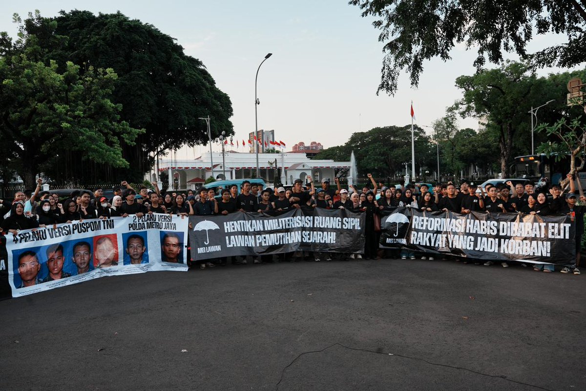 sumarsih11 tweet media