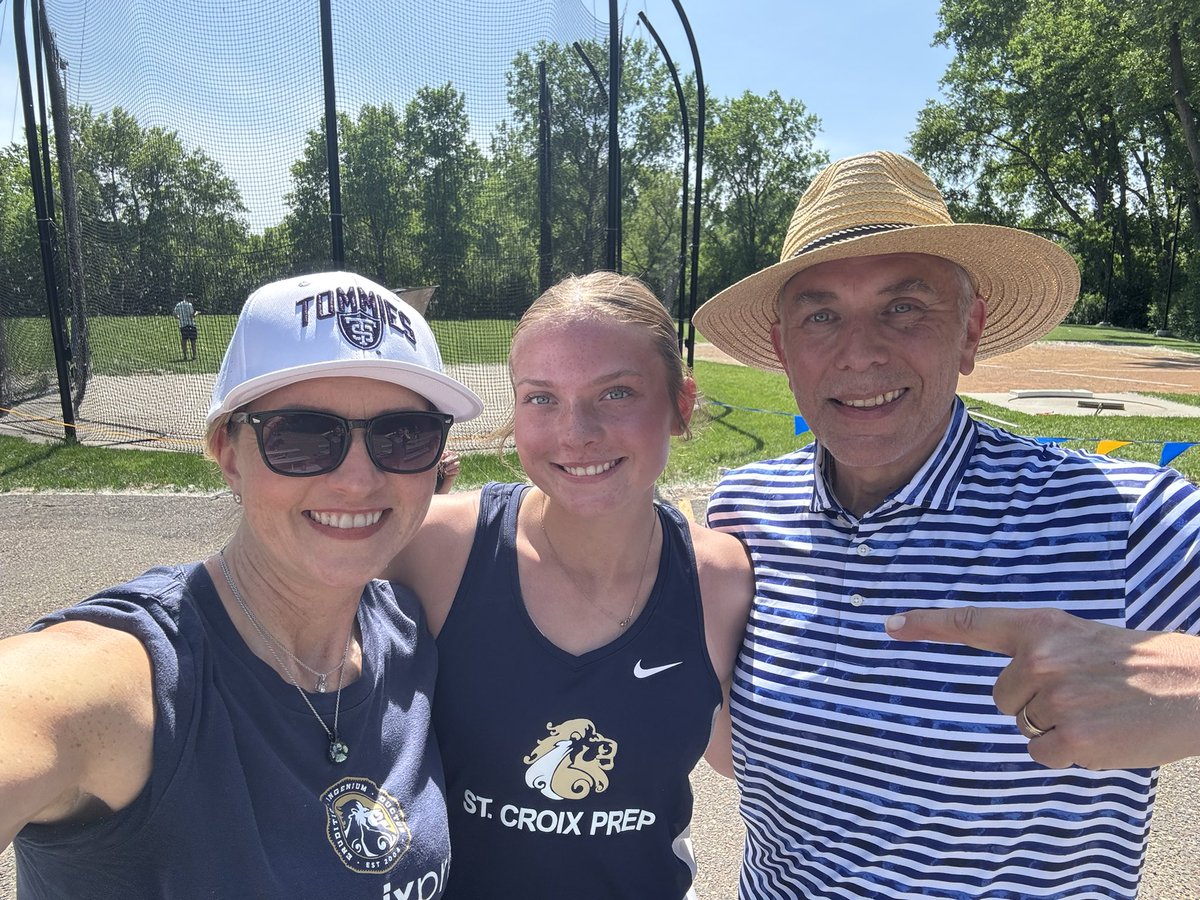 GrindersWinDT's tweet photo. Personal Note: 🔥’d up for Ella Thorson. Wins Section Championship in Discus earning second consecutive bid to State Track Meet. Thrilled for Coach Harder as well! #SCPAThrowers #GrindersWin #LionsRoar https://t.co/DaSVHFVQ64