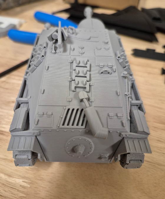 ChrisB55's tweet photo. 38(t) Hetzer Tank Destroyer 1to35 scale 38t https://t.co/mVUujs6Y1S