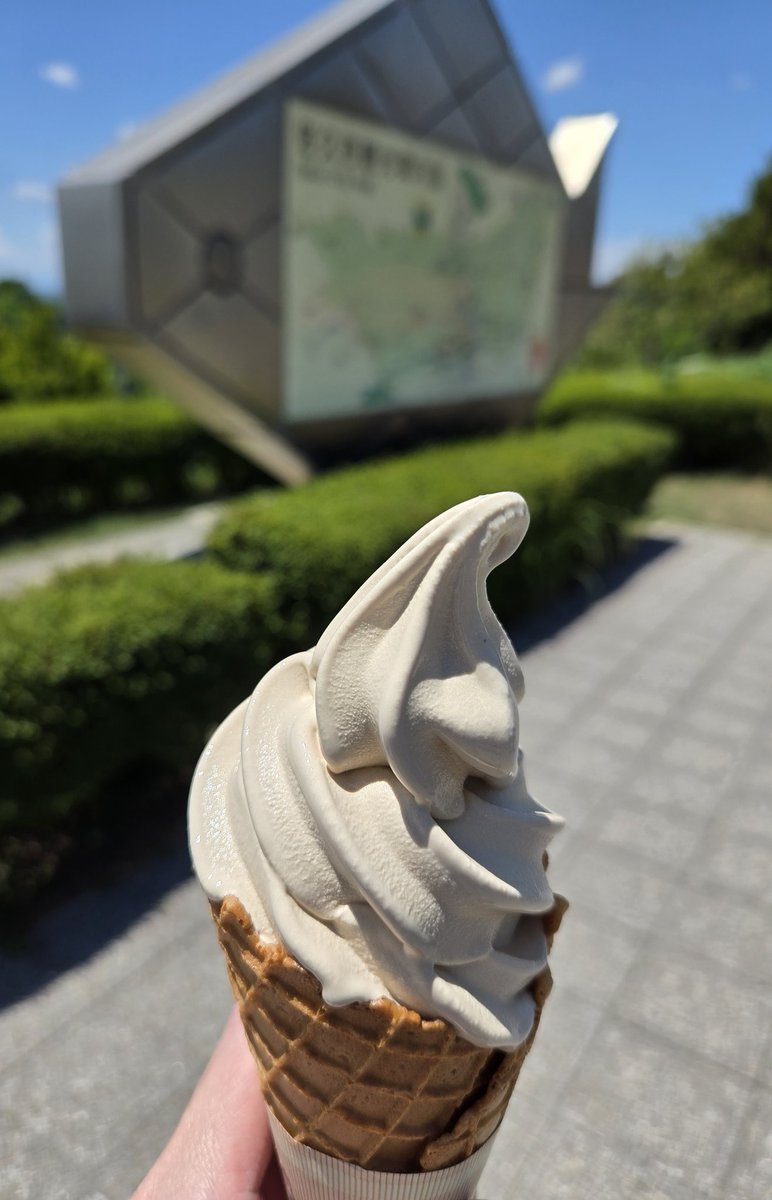 TridentPlus's tweet photo. 軽井沢過ぎてようやく冷房車になった https://t.co/NLmMFELMuC