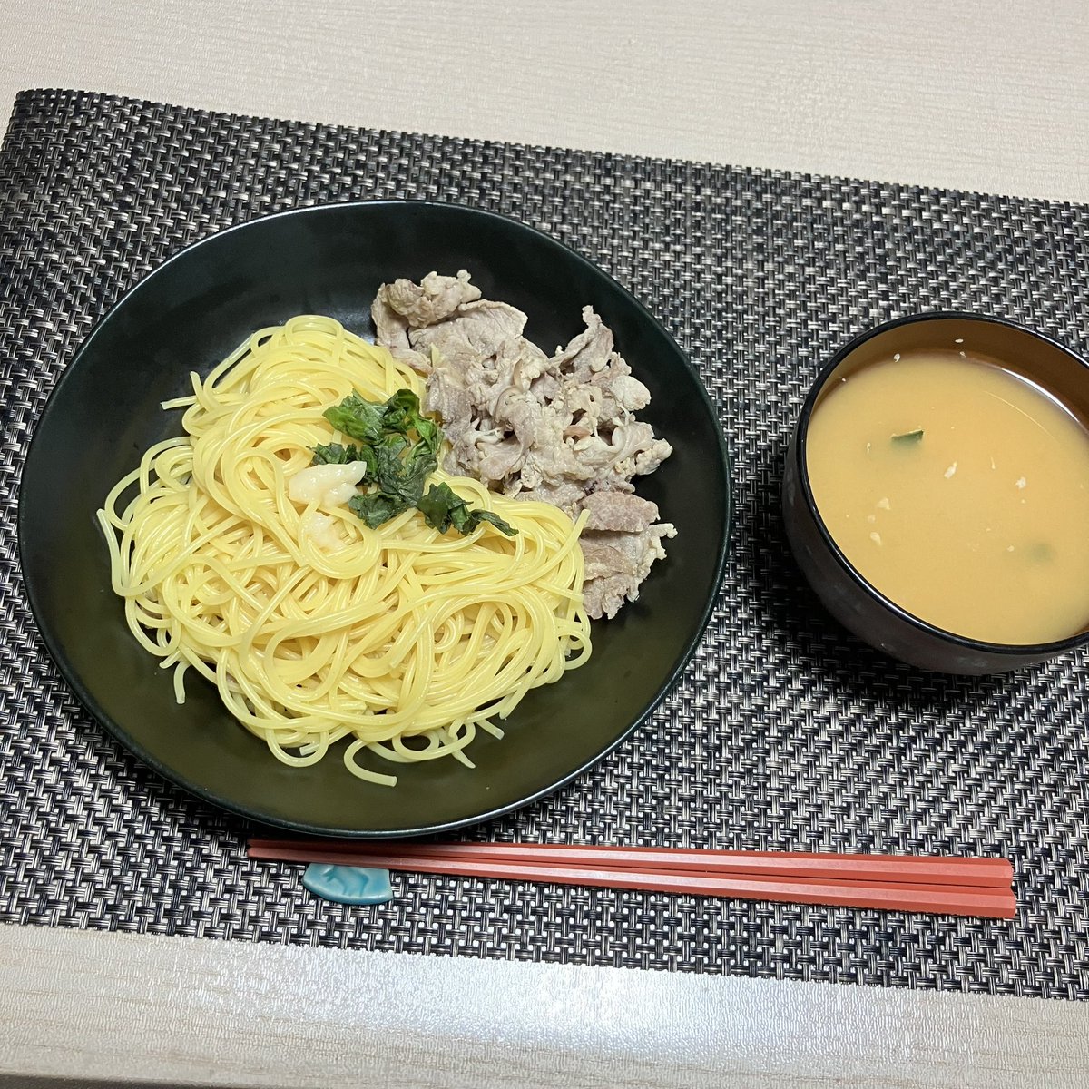 imaginary_udon's tweet photo. 豚しゃぶパスタ
ダルカレー
ズッキーニと舞茸の和風ペペロンチーノ
麻婆茄子豆腐
#料理好きな人と繋がりたい
#X家庭料理部 
#自炊記録 https://t.co/l1xGEOgOol