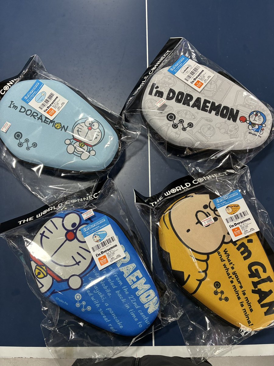 ttm_namba's tweet photo. こんにちは、テーブルテニスマーケット難波です🏓

みなさん！難波店では、ラケットケースの種類も豊富ですよ👍😎
樋口のイチオシはやっぱりドラえもんのラケットケースです！！

その中でも、ジャイアンめちゃめちゃ可愛くないですか？！😍

是非店頭に見に来てくださいね😁

#ジャイアンに一目惚れ https://t.co/wbrngfMhJ1