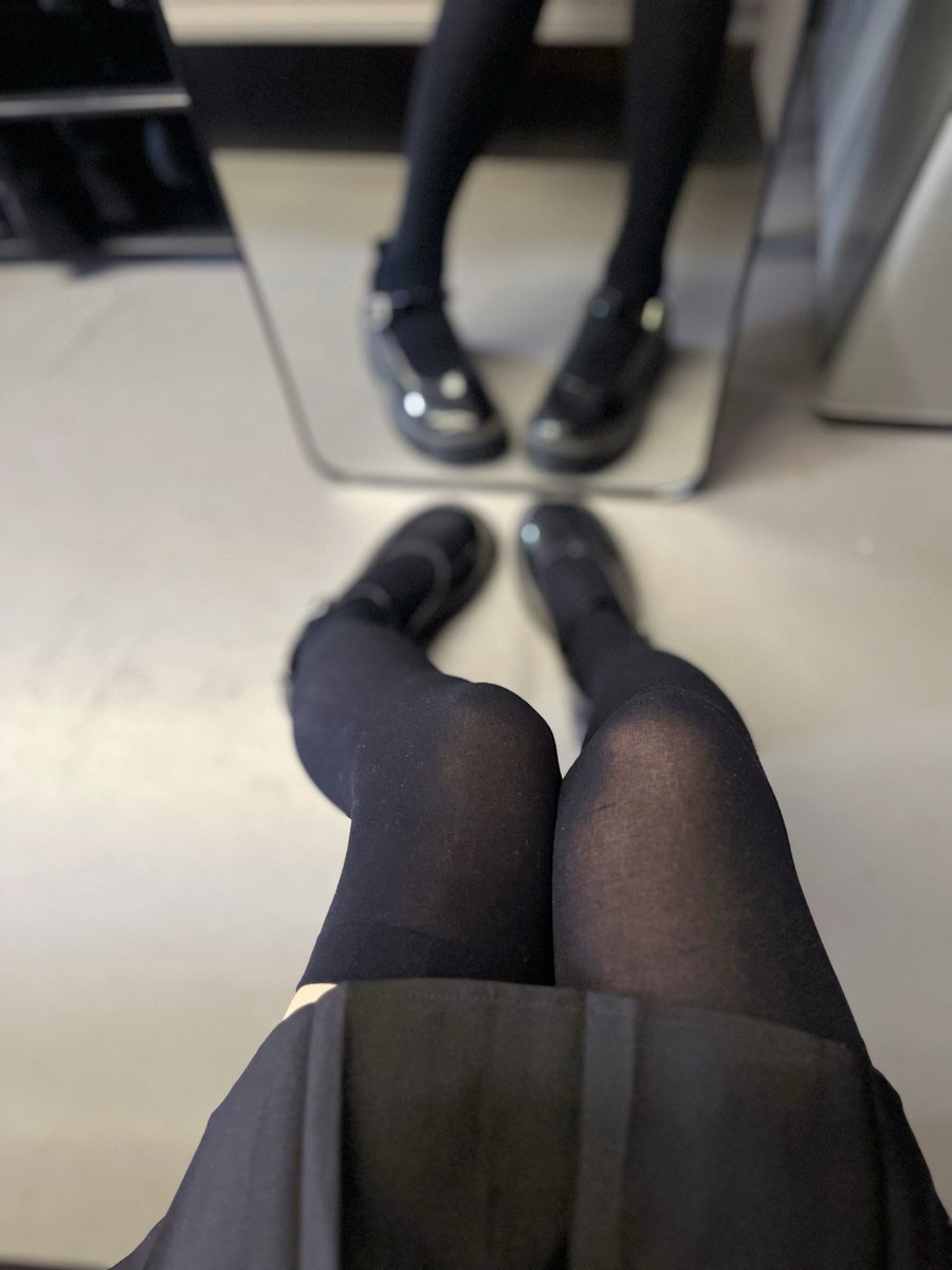 Suq1bp's tweet photo. 老人说开空调要穿厚一点的袜子
#义乌 #同城 #男娘 #伪娘 #cdts https://t.co/cUGrCbLIzG