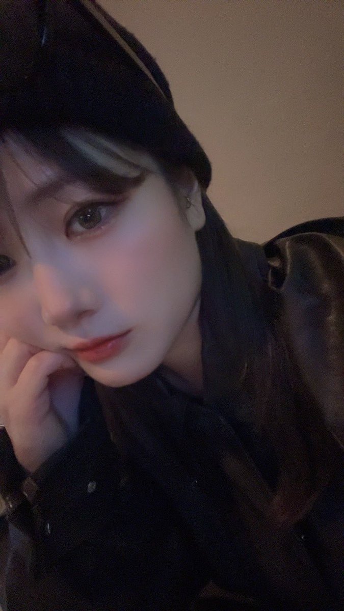 진나 tweet media