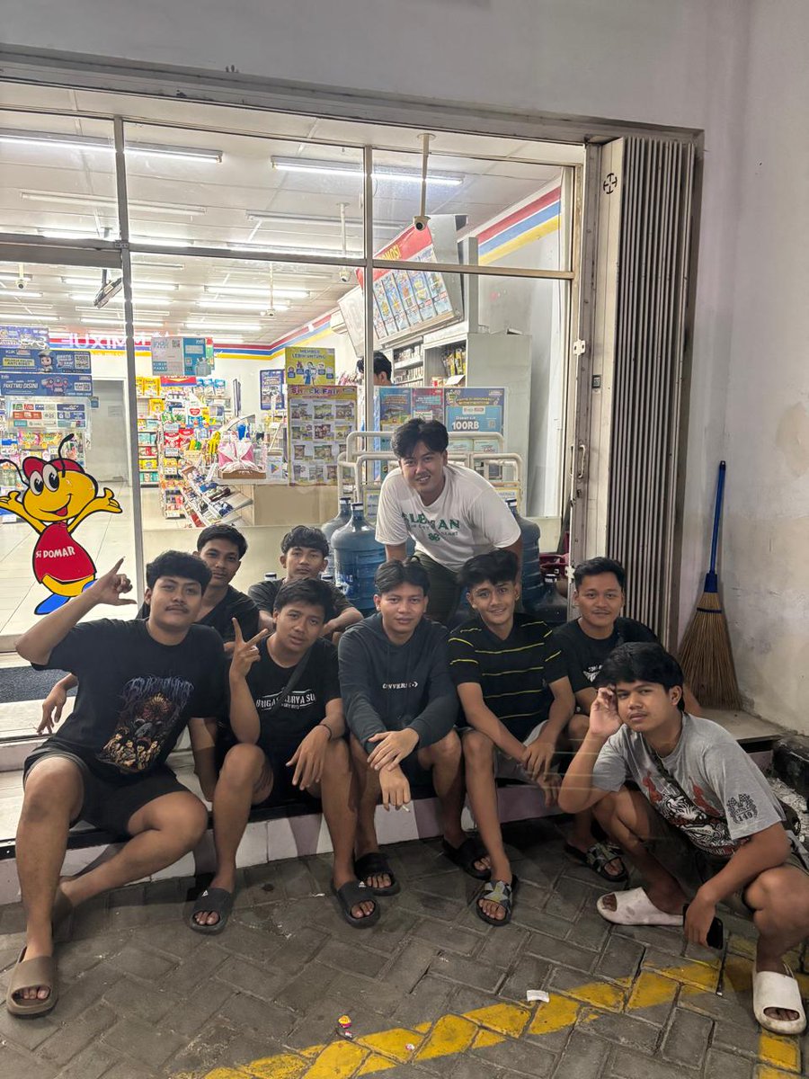 Nathanhuuu's tweet photo. ora tau waras,pengen sembuh https://t.co/gzuIUlcwkf