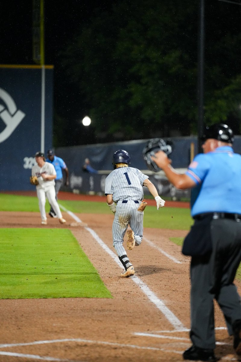 giaasports's tweet photo. FPD takes down Stratford in Game 1: 7-0 🔥‼️ Will Stratford make a comeback tomorrow and push it to a 3rd game, or will FPD win in a straight series? 

#GIAA #GIAASports #GIAABaseball #Baseball #GeorgiaIndependentAthleticAssociation https://t.co/yUiLDQAbpX