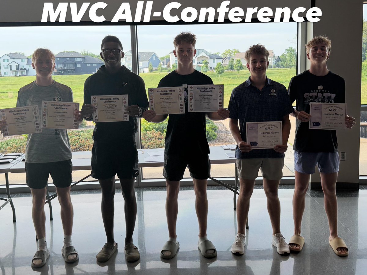 boltxctf's tweet photo. And that’s a wrap!  A great evening of celebrating the 2025-26 Track &amp; Field Season!   Lighting didn’t fully cooperate but nonetheless happy to celebrate with these young men and their families! #L2L https://t.co/AVhIvxp44c