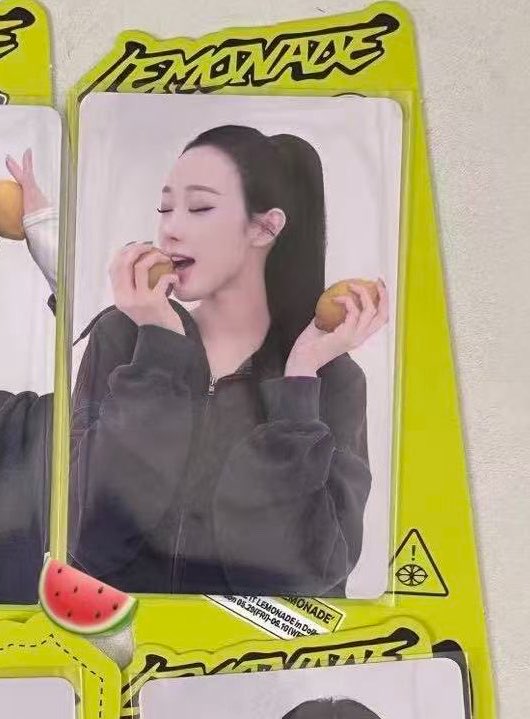 soojindear's tweet photo. vo me mata https://t.co/Ijk0N5khII