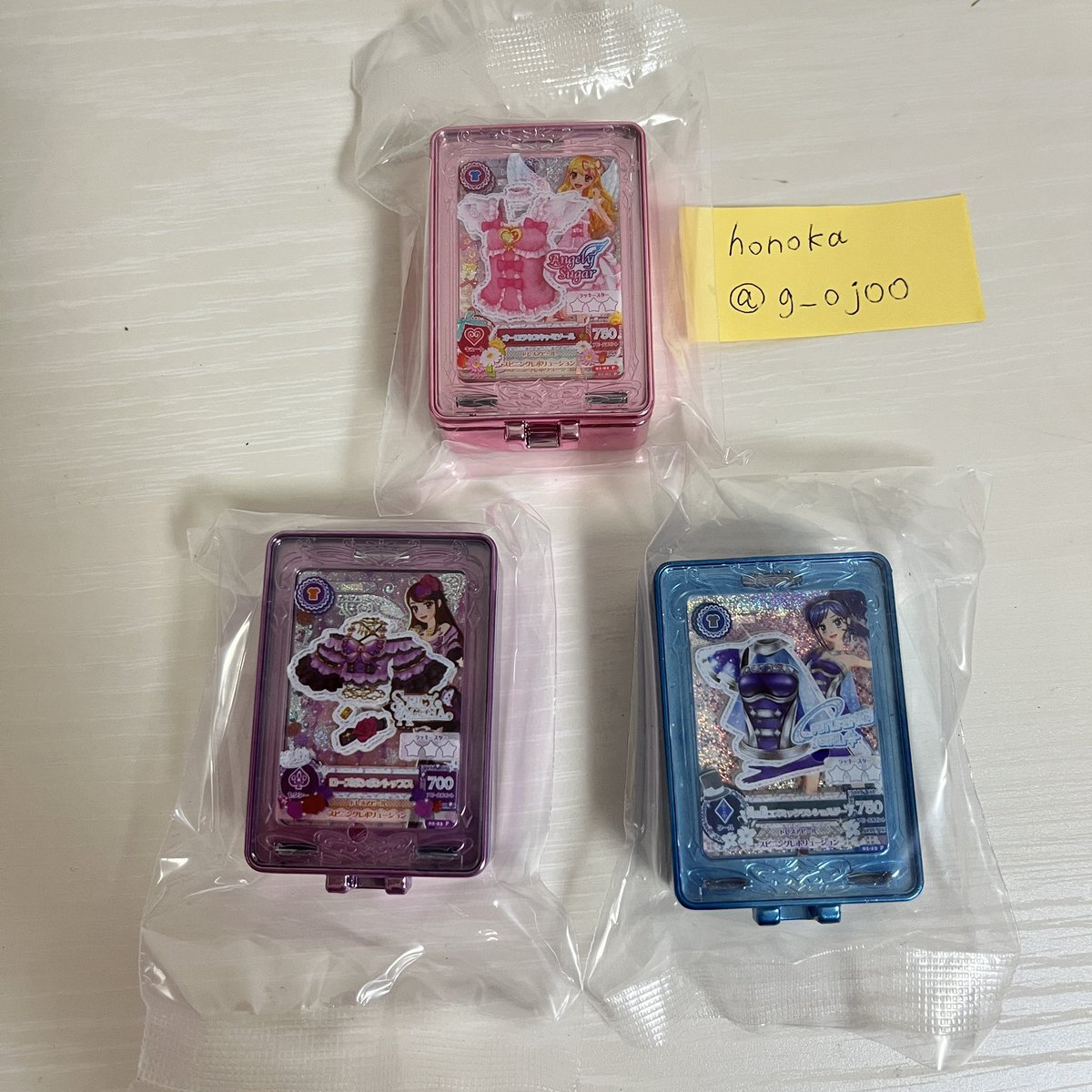 g_oj00's tweet photo. 【交換】ガチャガチャ アイカツ！コンパクトミラー
譲） オーロラキス    （いちご)
      ローズボンボン   (蘭)
      天の川コズミック(あおい)

求） ゴスマジック(ユリカ)

❁︎ 郵送希望 
❁︎ お気軽にお声掛けください！ https://t.co/WNNfZu3mXI