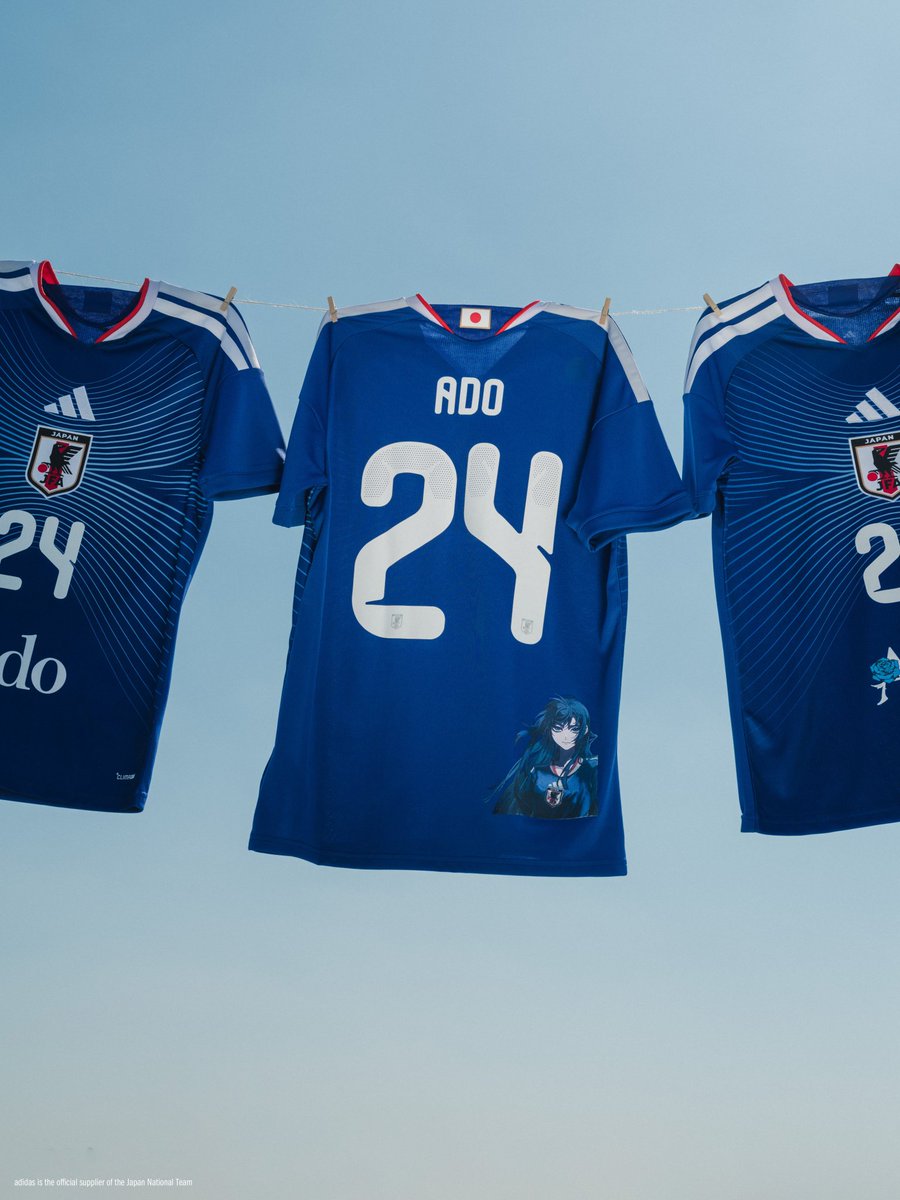 adobrasilfc's tweet photo. 🚨🚨 NOTÍCIA DA MADRUGADA!!

Ado ganha uma estampa colaborativa com a camiseta HOME da selação japonesa!! 

📅 Pré-venda começa em 29/05
📦 Lançamento oficial em 08/06

ADIDAAAAS TE AMAMOS 😭💙 https://t.co/1VyeNzkEEm