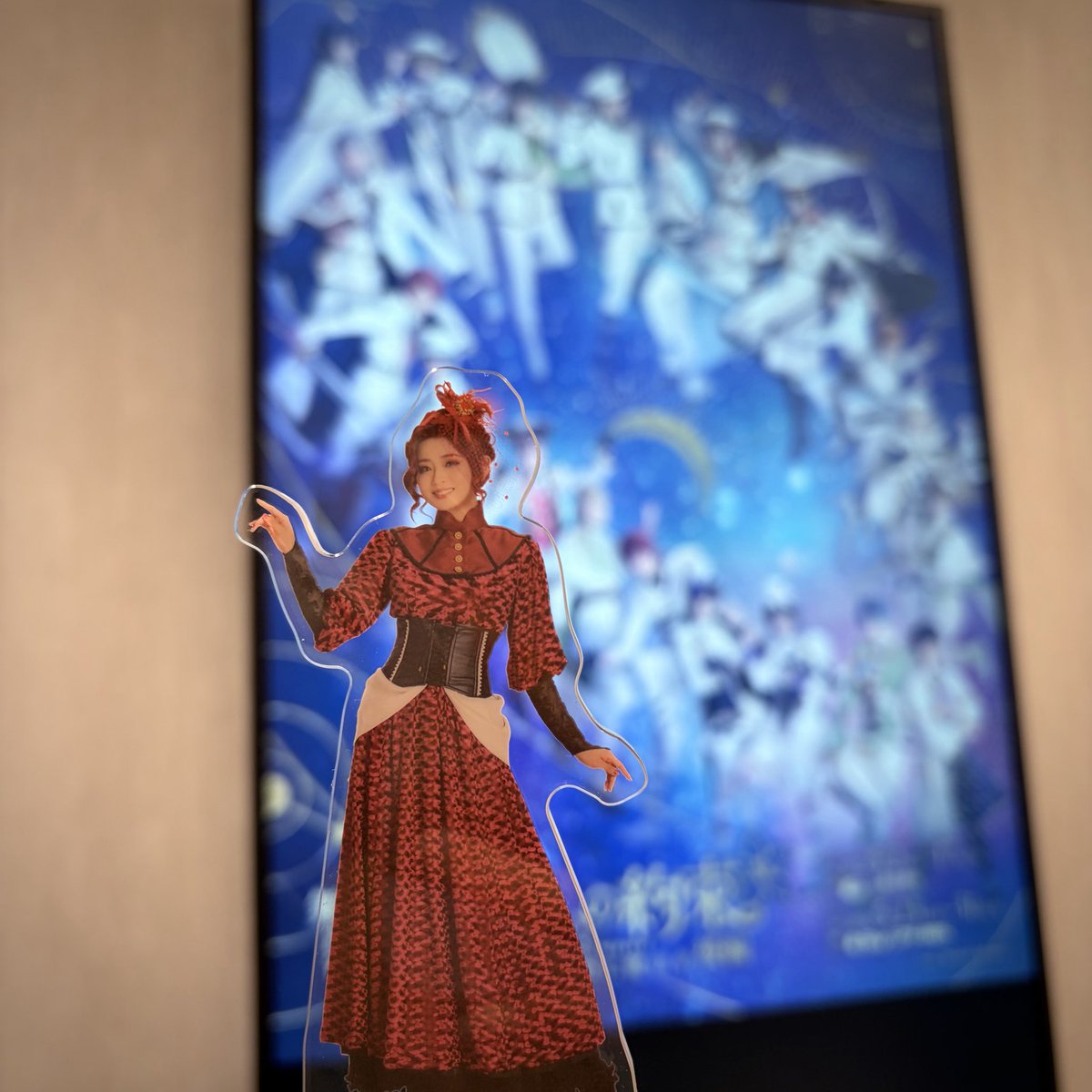 m_relache's tweet photo. 劇場の空気だけ吸ってきた💐 https://t.co/IIoy658PgN