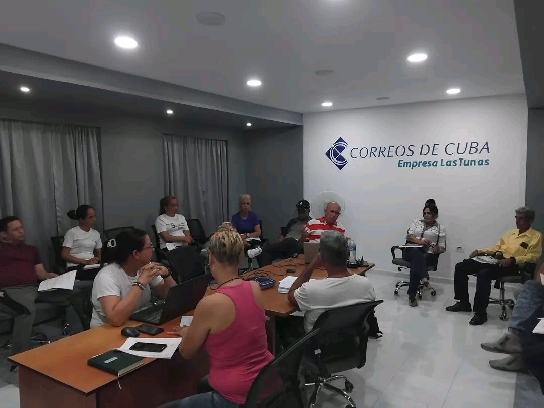 cuadroECCLTU's tweet photo. La Empresa de Correos Las Tunas apuesta por elevar la calidad de sus servicios superando a cuadros y reservas.
#270AñosAlServicioDeTodos #270añosconectandocuba #UnidosXPorCuba #correoslastunas #vamosxmas https://t.co/RpcLEjoOWJ