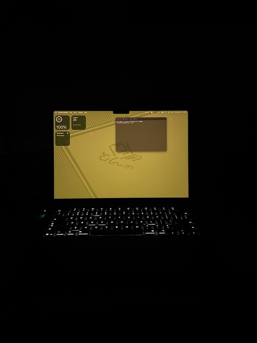 MaxTCodes's tweet photo. @daradoescode I just got a company laptop (I got to pick it, and I insisted on getting a Mac) 😈 https://t.co/ZcC3X68RuN