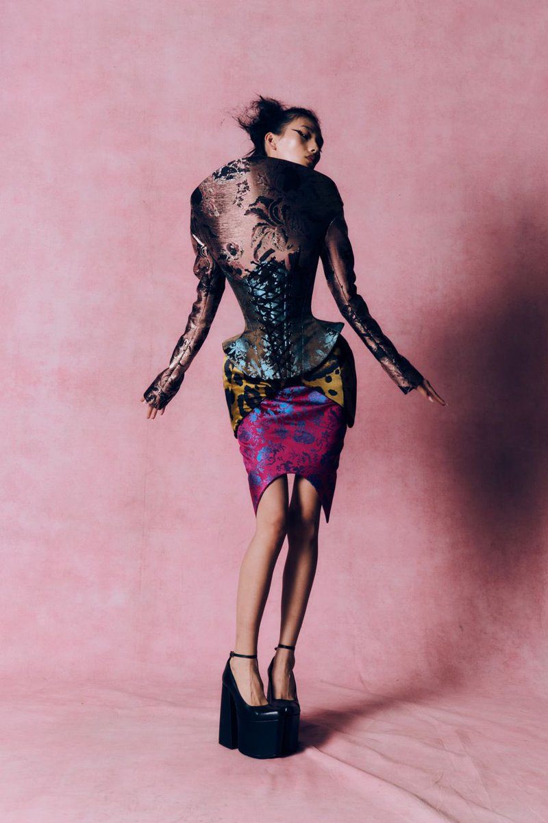 IvoryMali's tweet photo. Harris Reed Fall 2026 Ready-to-Wear collection https://t.co/C7uY4AckLc