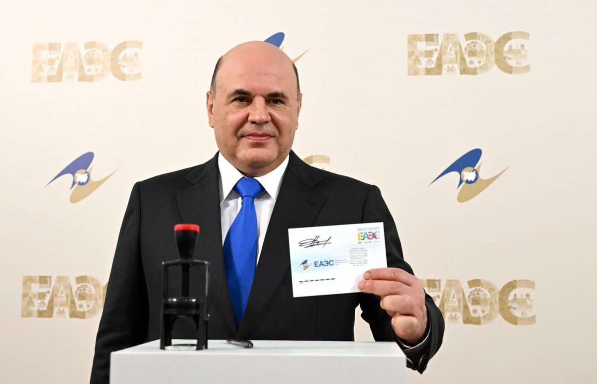 RusEmbIndia_Ru's tweet photo. 📆 29 мая ежегодно отмечается #ДеньЕАЭС (Евразийского экономического союза).

🇮🇳 В ноябре 2025 года в #НьюДели состоялся первый раунд переговорного процесса по соглашению о ЗСТ между #ЕАЭС и Индией.

Подробнее 👉🏻 https://t.co/cbftIJoUKz https://t.co/wOBtOeO1Oy