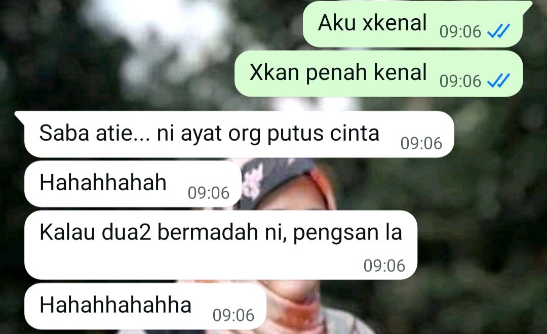atie91's tweet photo. Putus cinta tapi tak pernah declare bercinta 🤣🤣 https://t.co/BMOSI0TCvP
