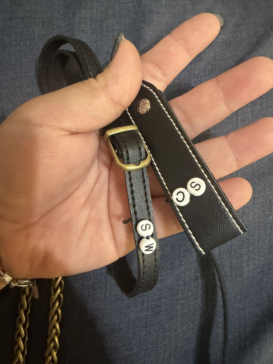 Winnie67300's tweet photo. 狗勾的第一個項圈
主人親自做

給我的邊牧少年 #sw
陪伴型小寶貝，雙子鬼靈精 https://t.co/22RBuVsaou