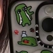 skkskku's tweet photo. 다마고치 케이스티파이 사는 거 고민되는 이유가
아이폰 17 프로에는 우는 주댕치 그림이 없는 것 ,, https://t.co/P7fOgOGyXs