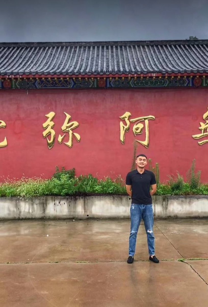xiaojvhua0's tweet photo. 大雕花和尚 有联系方式 自取噢 https://t.co/NXLvGs7pBz