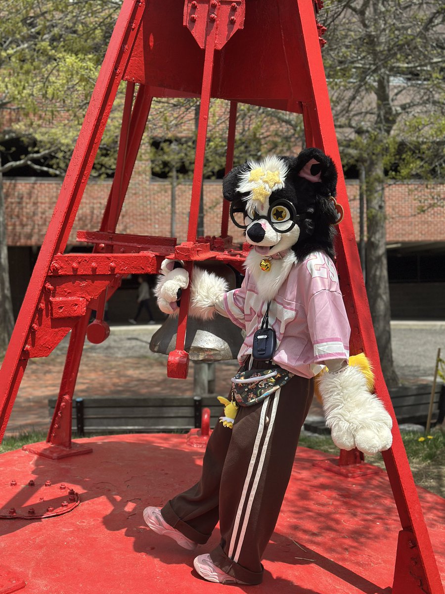 la1ko5tars's tweet photo. suit vs suiter!!! https://t.co/NcWprazC2i