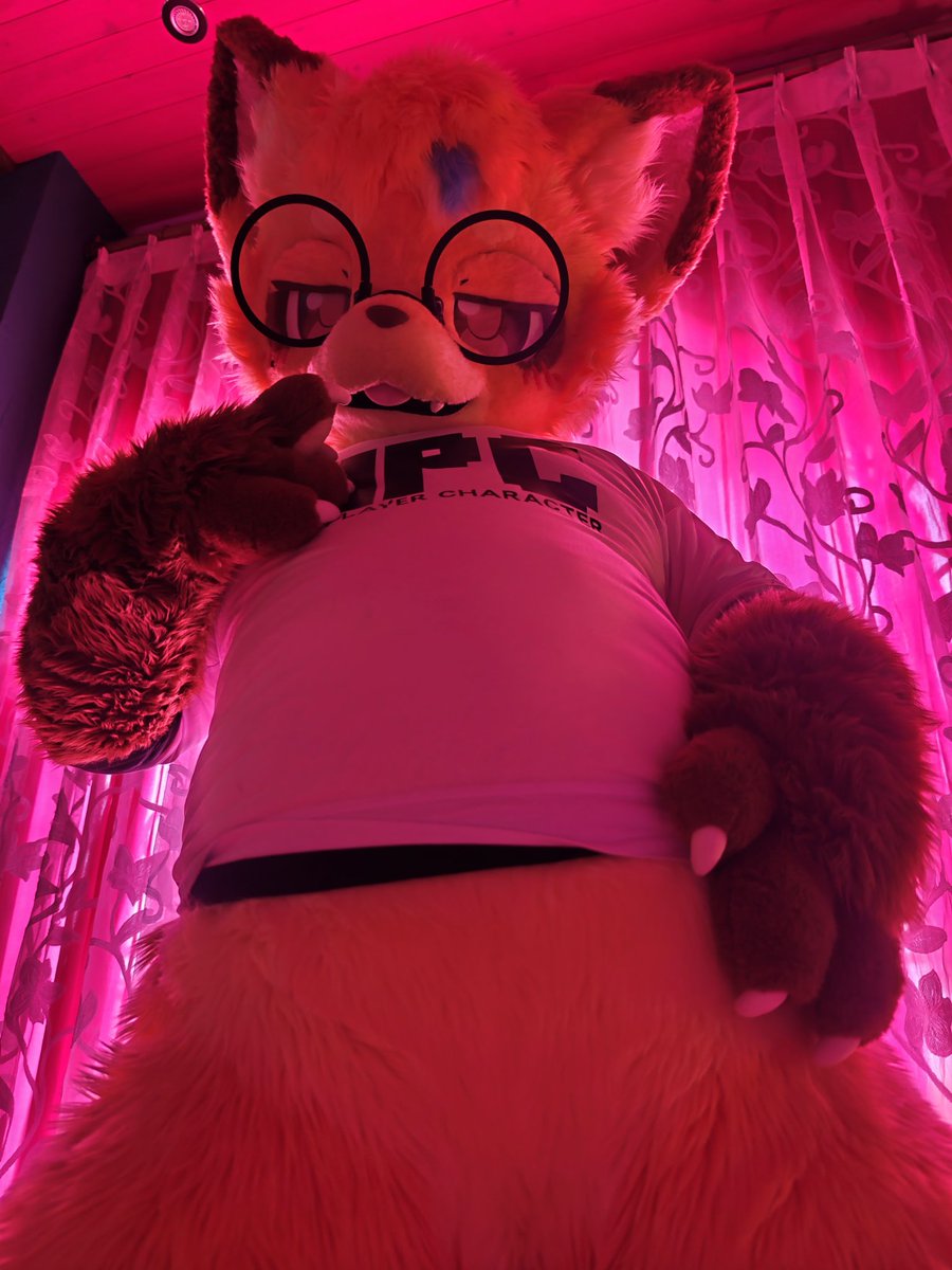 KemoChu's tweet photo. want touch my belly?🤫

📸 @panda_furry0330 
🪡 @furmony 

#FursuitsEveryday #FursuitEveryday 
#FursuitFriday #FursuitsFriday https://t.co/KoCZZSjLCp