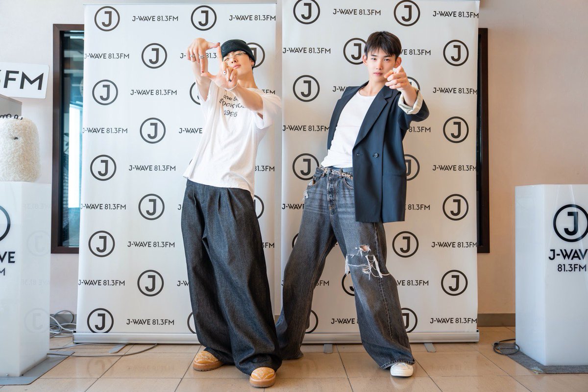 미코 tweet media