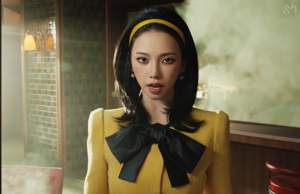 patamaii's tweet photo. พี่น่า lemonade สวยมากแก ทั้งคุณนาย ชุดเครื่องแบบ ชุดเรโทร พี่สาวมะนาว สวยแบบส๊วยทุกรอบที่ออกมา 😭😭😭😭😭 https://t.co/lM0h40ZnHP