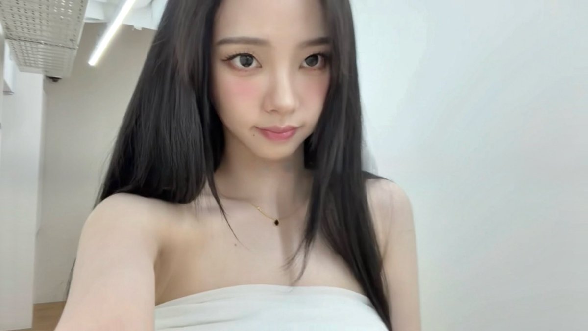 nana ໒꒱ tweet media