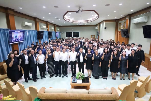 AlroPr's tweet photo. ส.ป.ก. จัดการปฐมนิเทศและมอบแนวทางข้าราชการบรรจุใหม่ 2569

https://t.co/rIpkf2qmJn https://t.co/yr7yXm41Nm