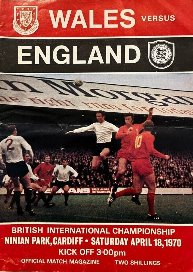 footballmemorys's tweet photo. Programme cover for the Wales v England British International Championship clash back in 1970

#Wales #Cymru #England #ThreeLions #Programmes https://t.co/mMPKOAcOKi
