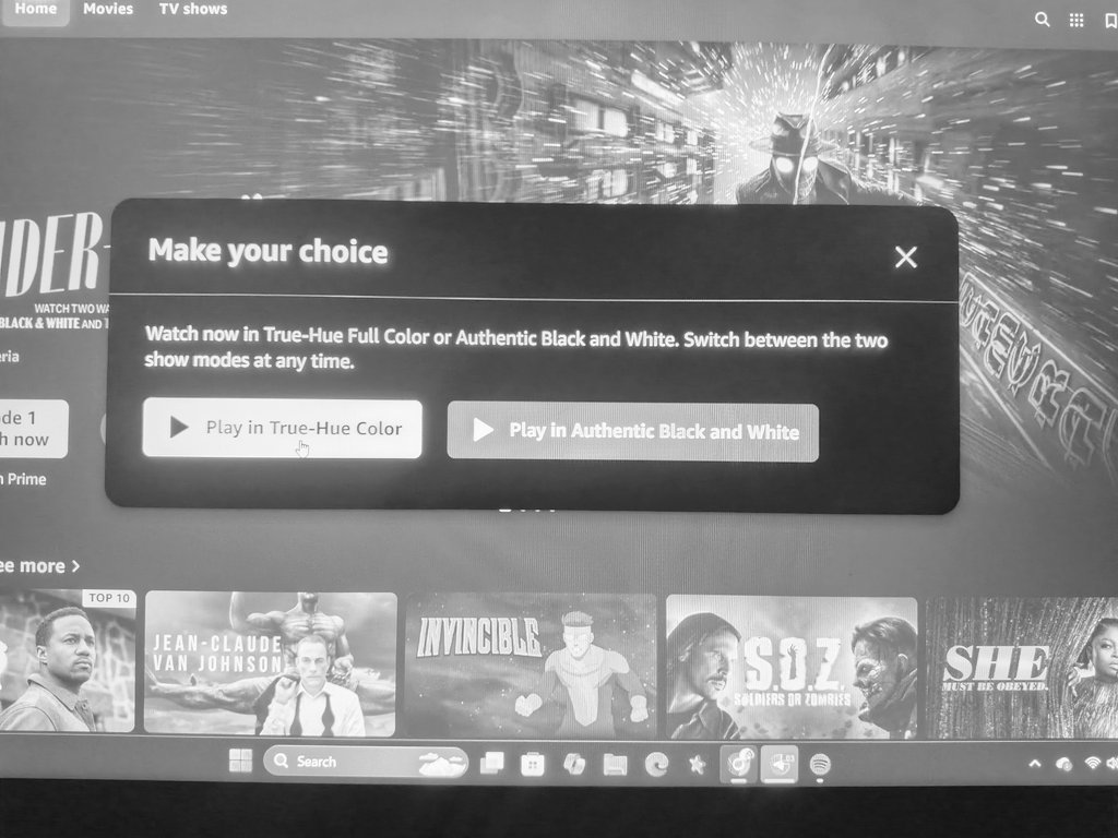 Obumcee_'s tweet photo. Spiderman lovers.. Black and white or True Hue? https://t.co/tNd4Dq7z6J